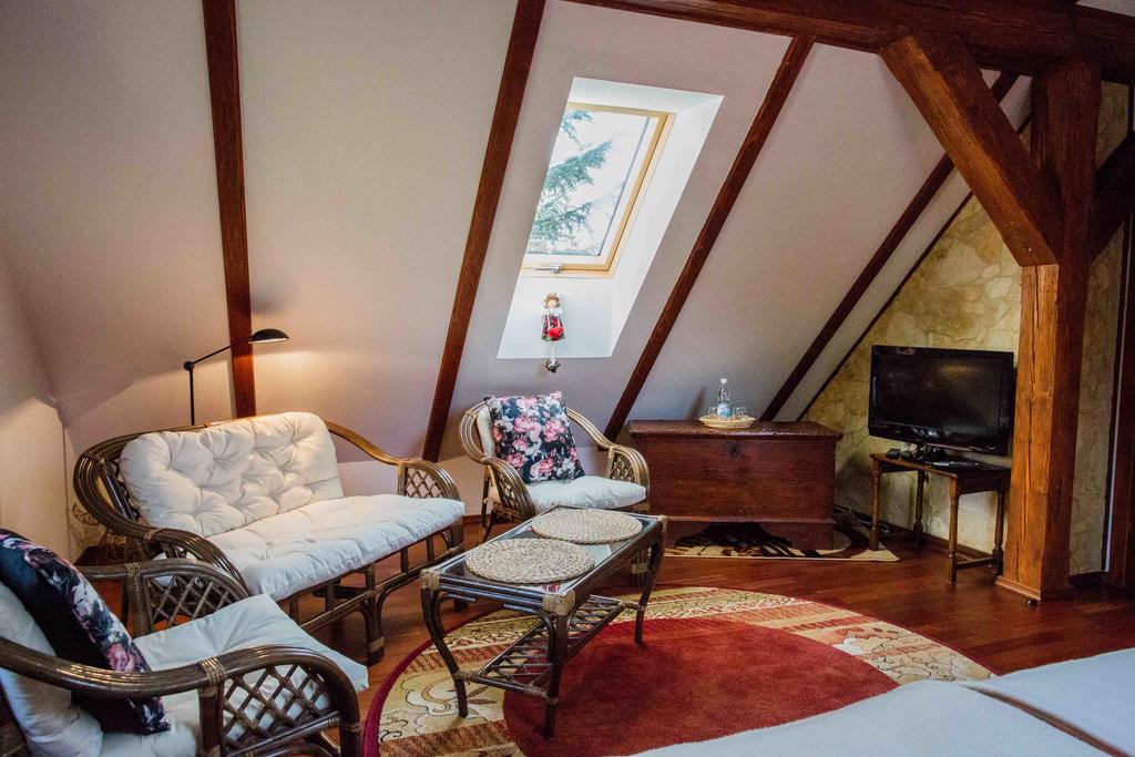 Willa Nad Popradem Bed & Breakfast Piwniczna-Zdroj Eksteriør bilde