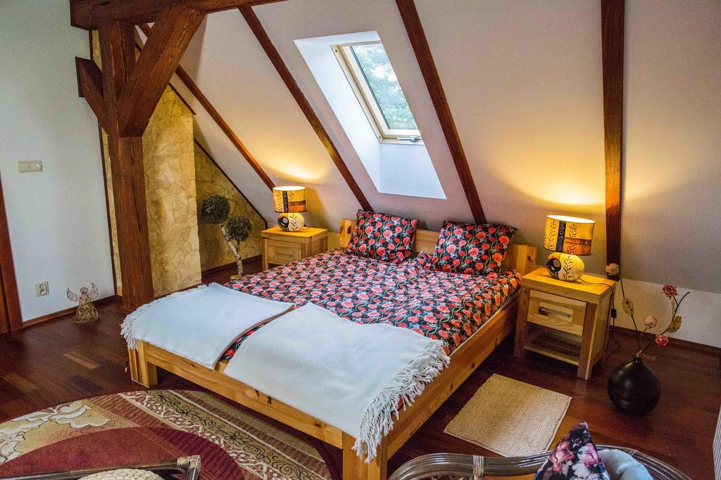 Willa Nad Popradem Bed & Breakfast Piwniczna-Zdroj Eksteriør bilde